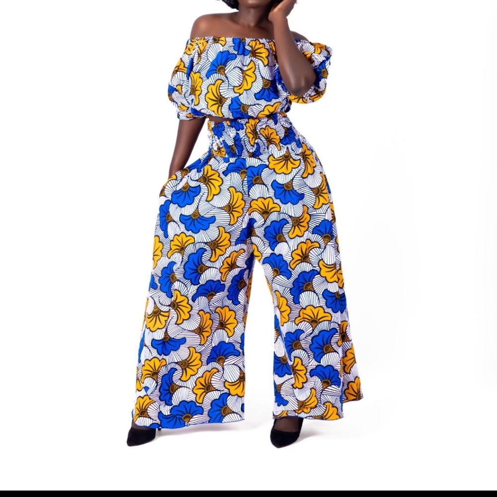 Pants Set. Accepting Offers!